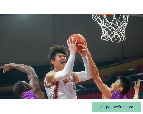 CBA山西对阵上海直播看点解析强强对话谁能笑到最后赛前预测与焦点球员